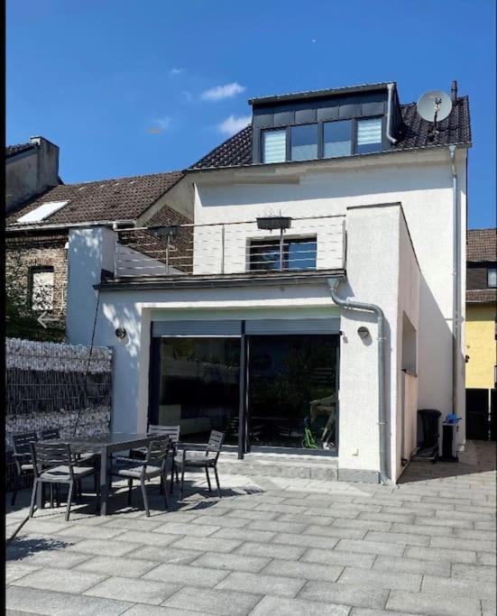 Villa Mit Pool Siegburg Kültér fotó