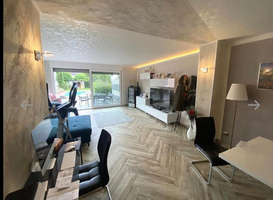 Villa Mit Pool Siegburg Kültér fotó
